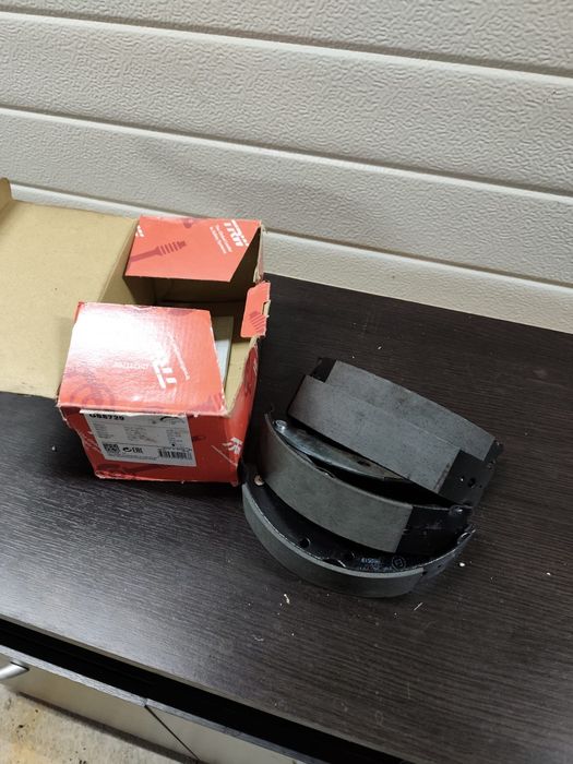 Saboți frana Pegout 306, Renault Clio..