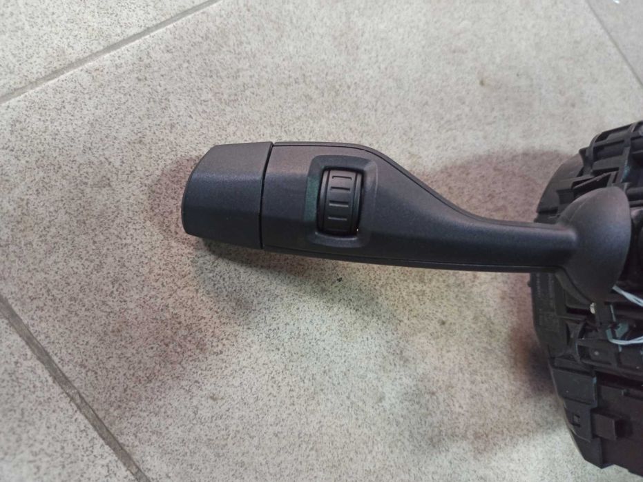 BMW F40 F44 части климатроник панел подгрев седалки табло стелки