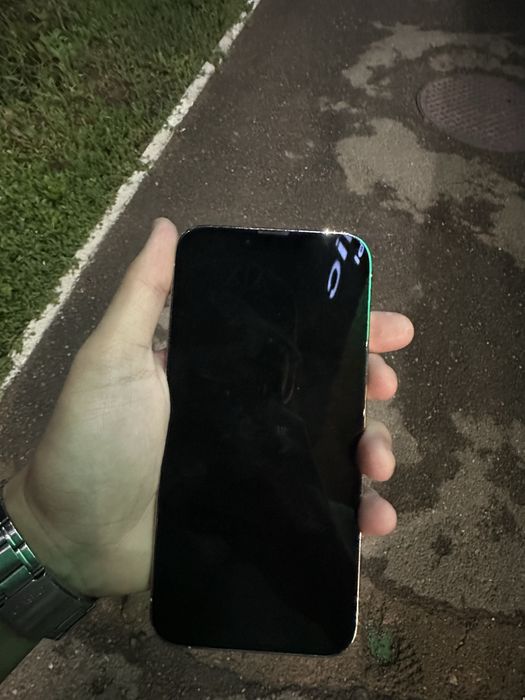 Пролаю Iphone 13 pro max