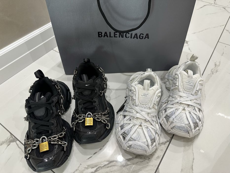 Balenciaga всякакъв модел