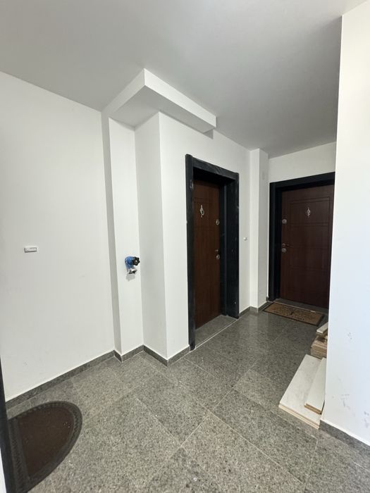 Продава се Двустаен апартамент в Казанлък - 59 кв.м за 1950 €/кв.м - Снимка #8