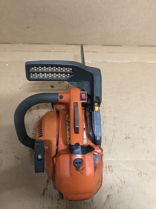 Drujba de o mana mica Husqvarna T435 X torque în stare foarte buna