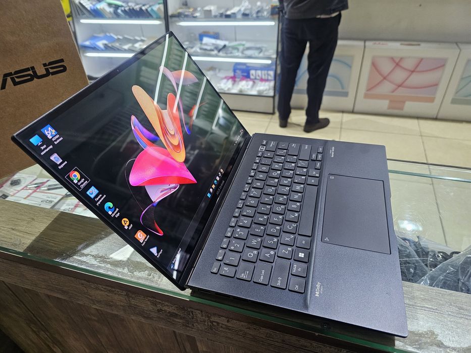 Asus ZenBook UM3402Y OLED 3K