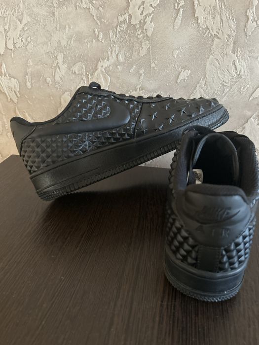 nike air force 1 independent