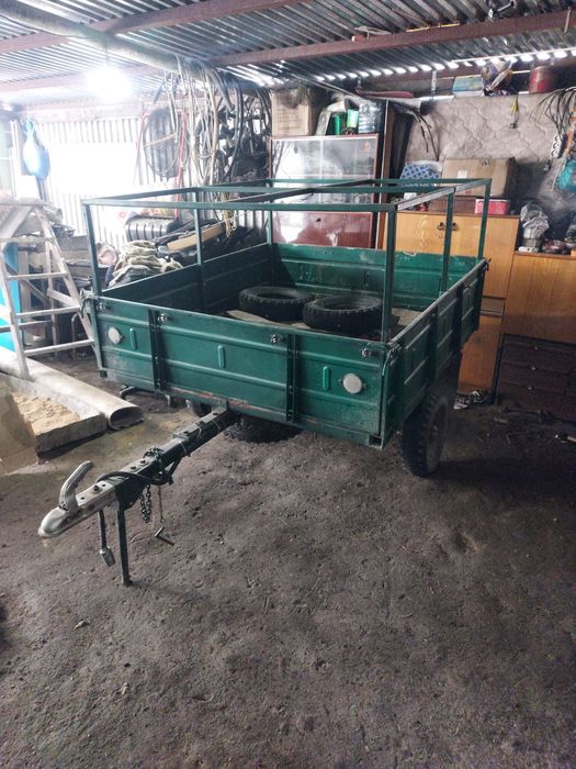Продам прицеп универсальный.
