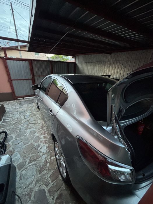 MAZDA 3 2010 — imagine 3