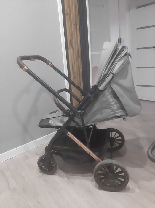 продам детскую коляску