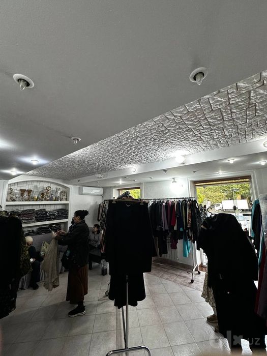 Продаётся нежилое помещение