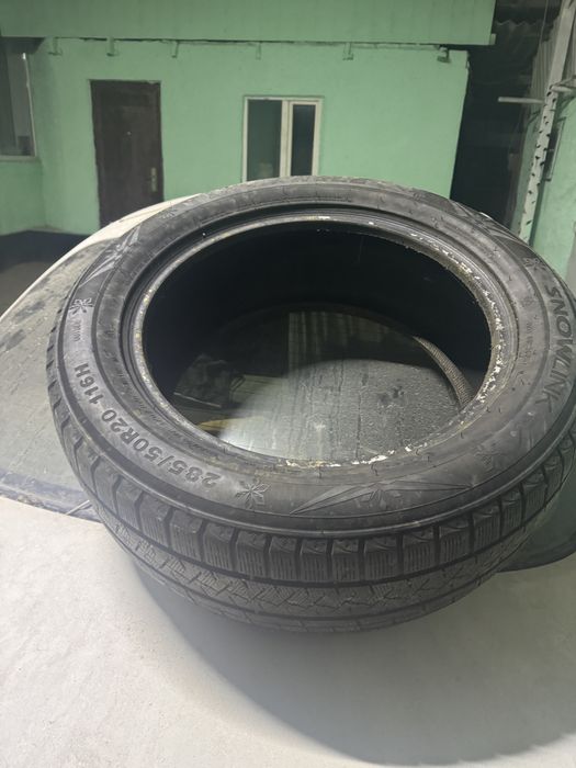 Зимные шины 285/50/20
