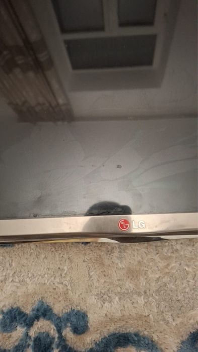Продам телевизор lg