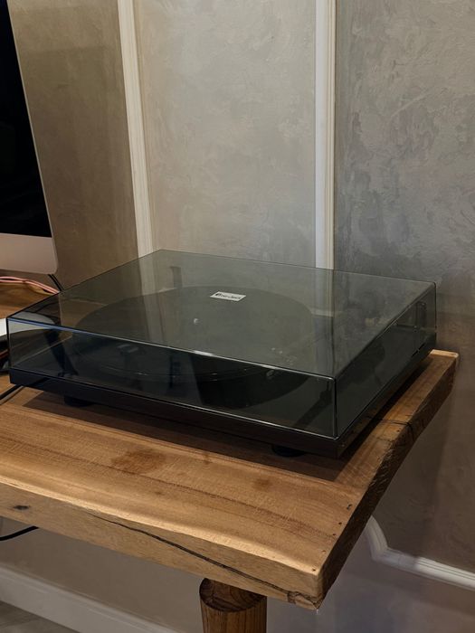 Виниловый проигрыватель Pro-Ject