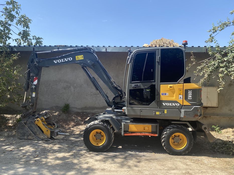 Услуги экскаватора 55 малютка гидромолот