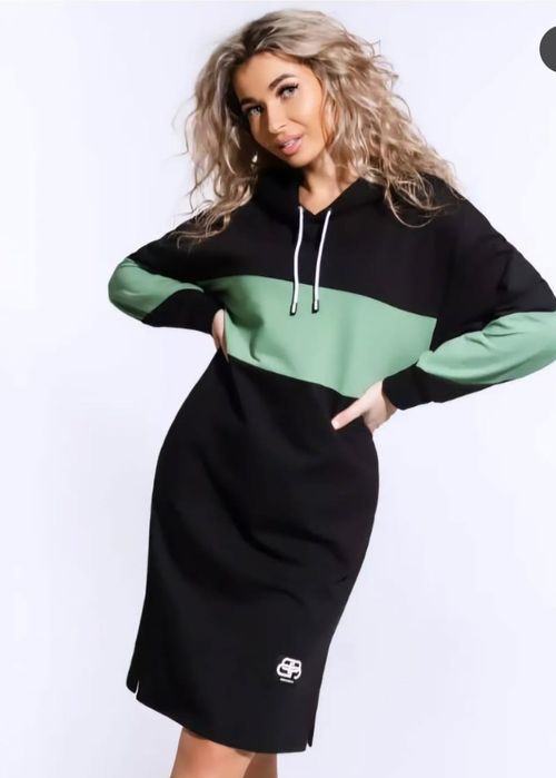 Платья трикотажные