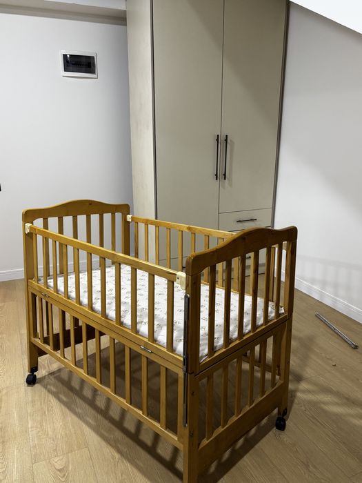 Продаётся кровать в хорошем состоянии