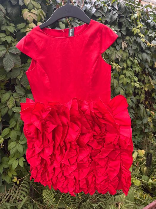 Нарядные платья для девочки 4-14 лет