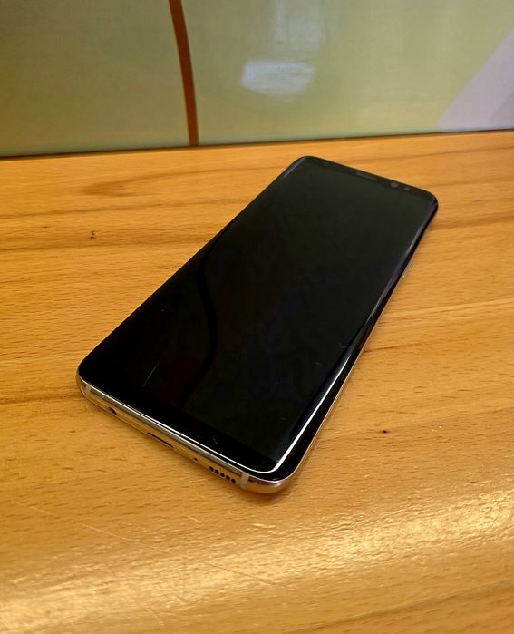 Продам Samsung S8