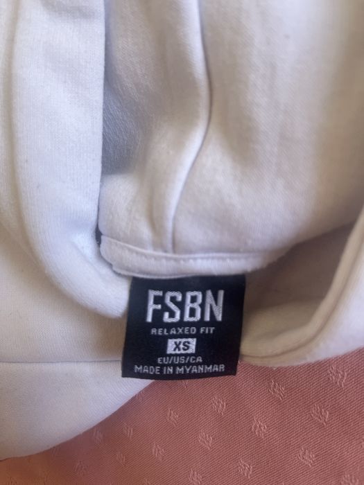 Hanorac alb cu desene