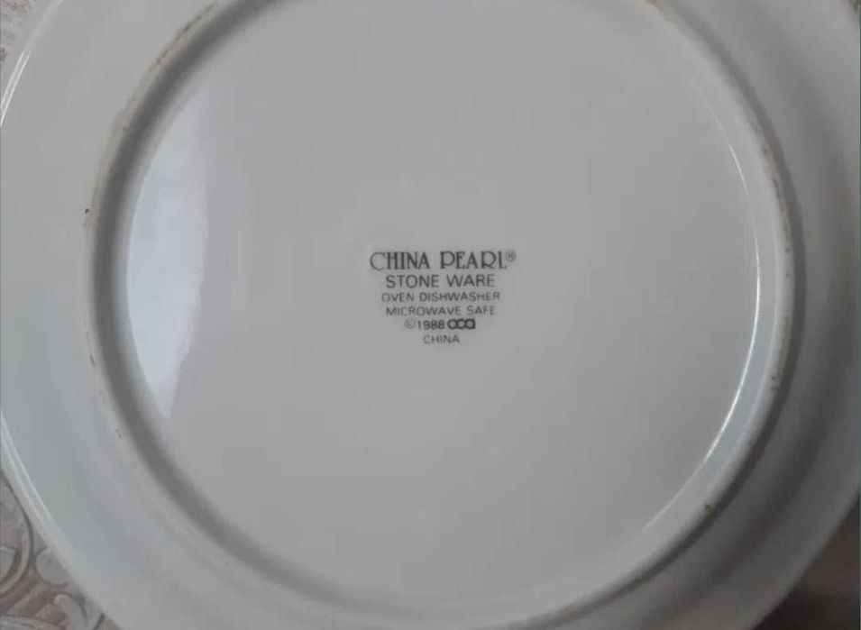 Сервировочные закусочные тарелки