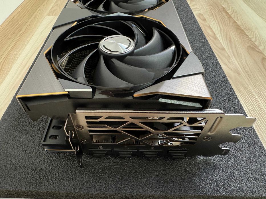 MSI GeForce RTX 4090 SUPRIM X 24G, GDDR6X, 2625 MHz, 384-bit