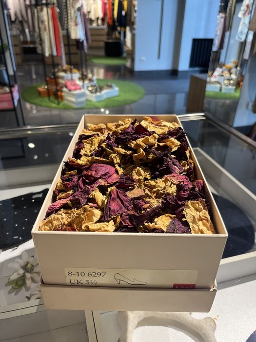 Лепестки роз сушенные для декора