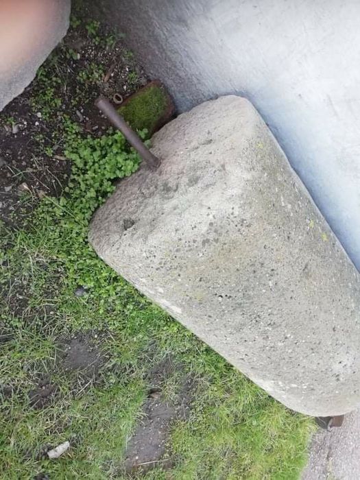 Каменно.  колело