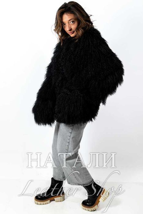 Дамски ексклузивен кожух Алина Black от Монголско агне