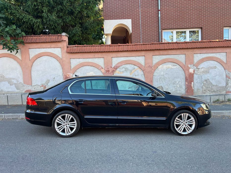Skoda Superb Business 2.0 TDI - 140cp DSG 2015 LED BiXenon Memorii