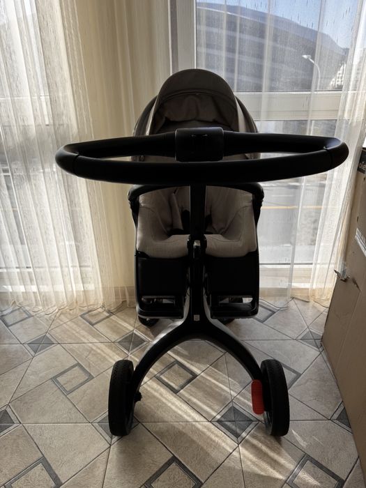 Продам детскую коляску от Stokke