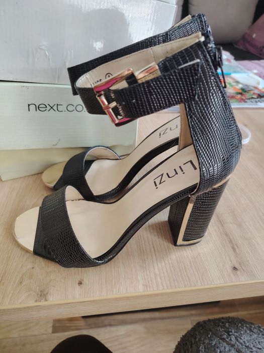 Нови сандали 37 ми номер