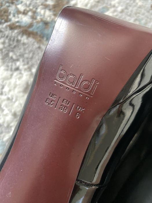 Продам туфли Baldi 39 рр