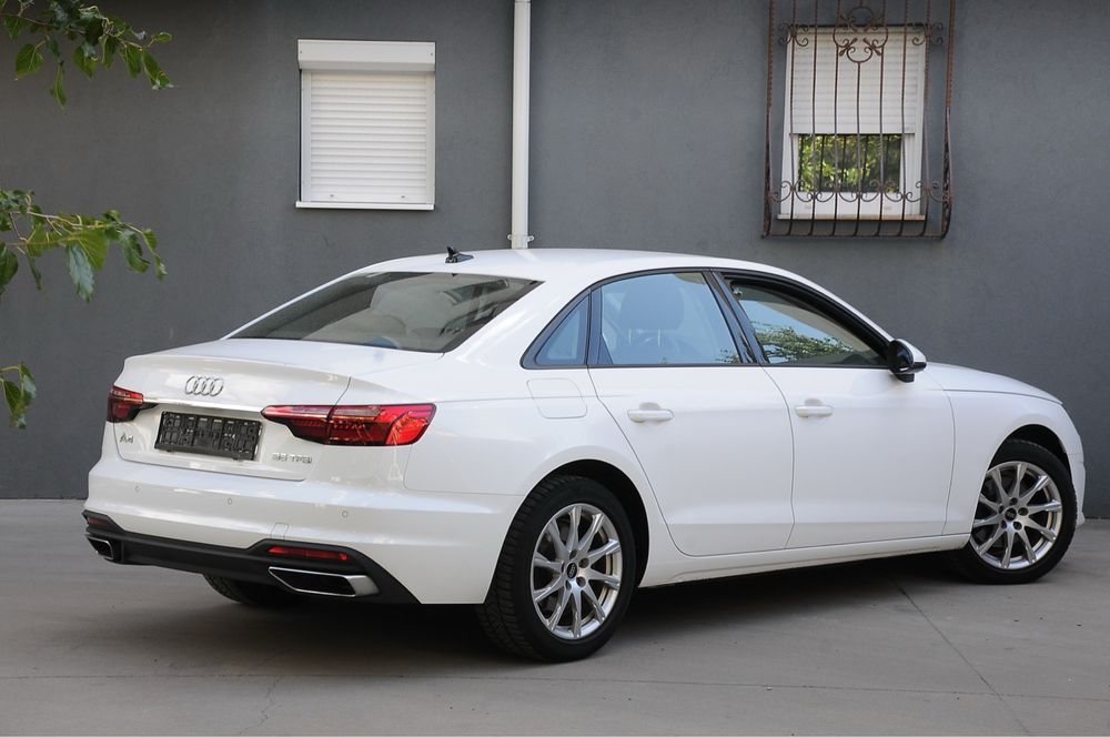 AUDI A4 2022 — imagine 3