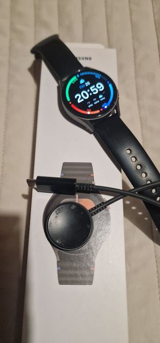 Samsung galaxy watch 7 BT 40 мм green