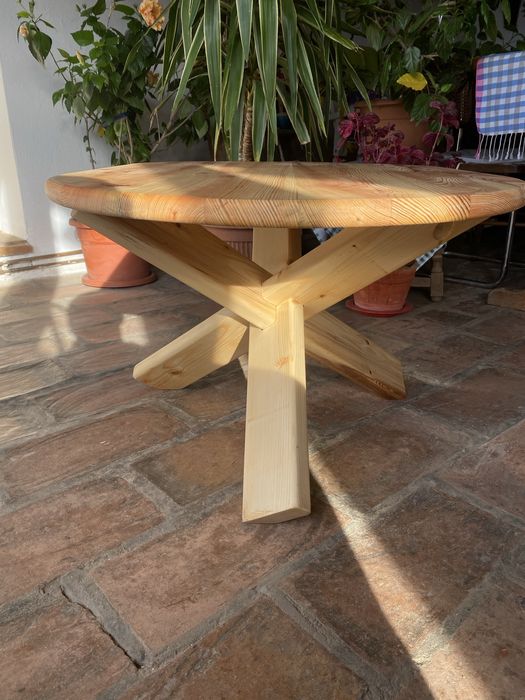 Masa de cafea “chidori joint”