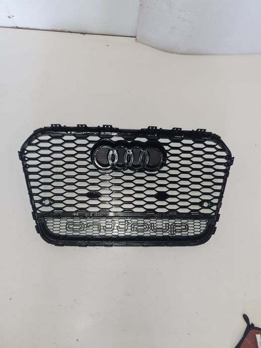 Grila radiator AUDI A6 C7 /cod-4G0853037 / an- 2010-2014 Carbon OEM