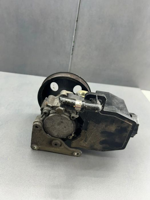 Pompa servodirectie mecanica 0024662901 Mercedes-Benz E-Class 1996
