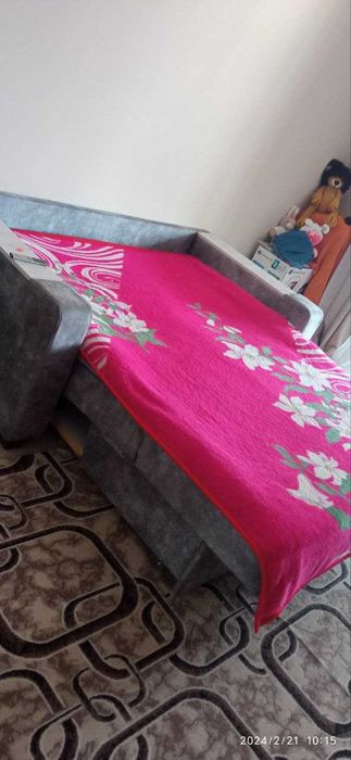 Продается диван аккардион