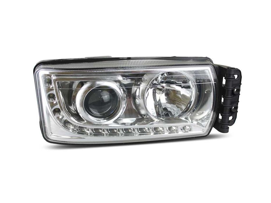 Фарове Фар за IVECO STRALIS 2013+ / Ивеко Стралис