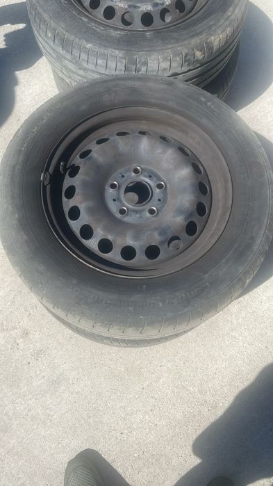 Set jante 5x112 r15Jante Skoda Octavia 2 5x112 R16 R15
Se potrivesc pe mai multe modele din 5x112 r15 vag detalii la telefo