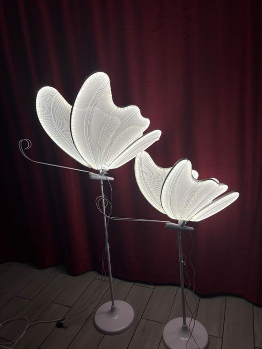 Set de fluturi luminosi