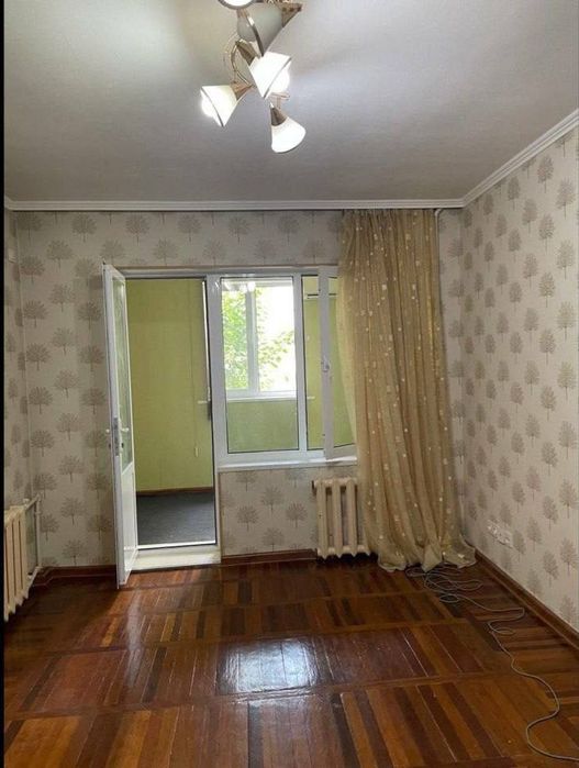 Продаю квартиру Яшнабадский р-он Авиасозлар-2 77-сер 2-ком 3-этаж 4-эт