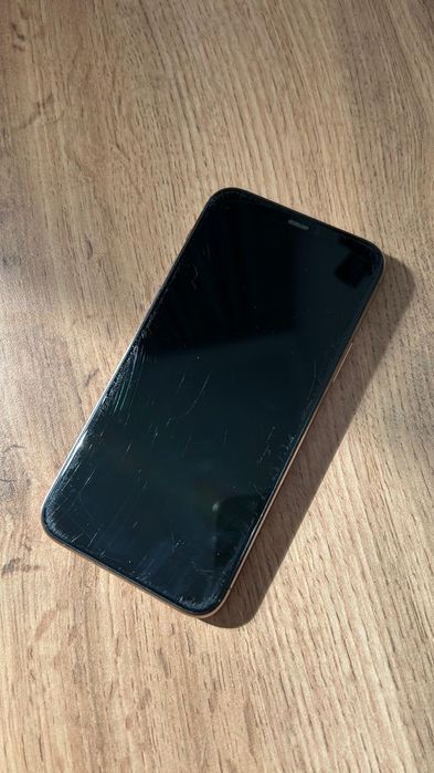 Iphone 11 pro 258g срочно продам