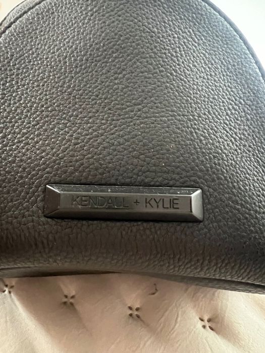 Кожена раница Kendall&Kylie