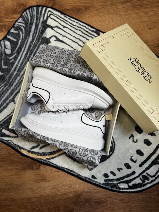 Adidasi Alexander Mcqueen