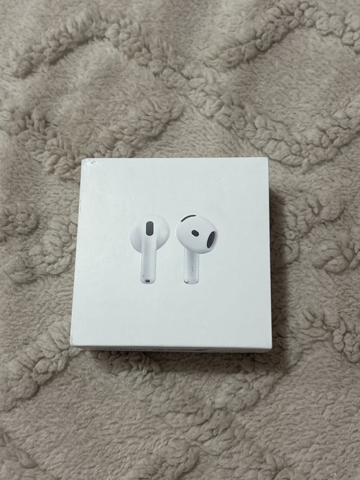 Vând AirPods 4 originale