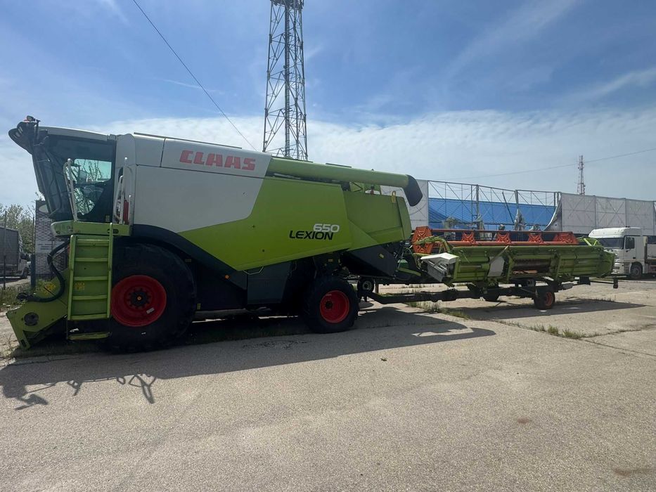 Combina Claas Lexion 650