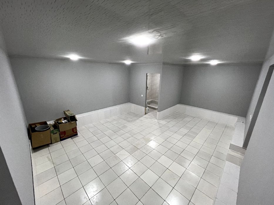 Срочно Максим Горький буз бозор не жилой сотилади.