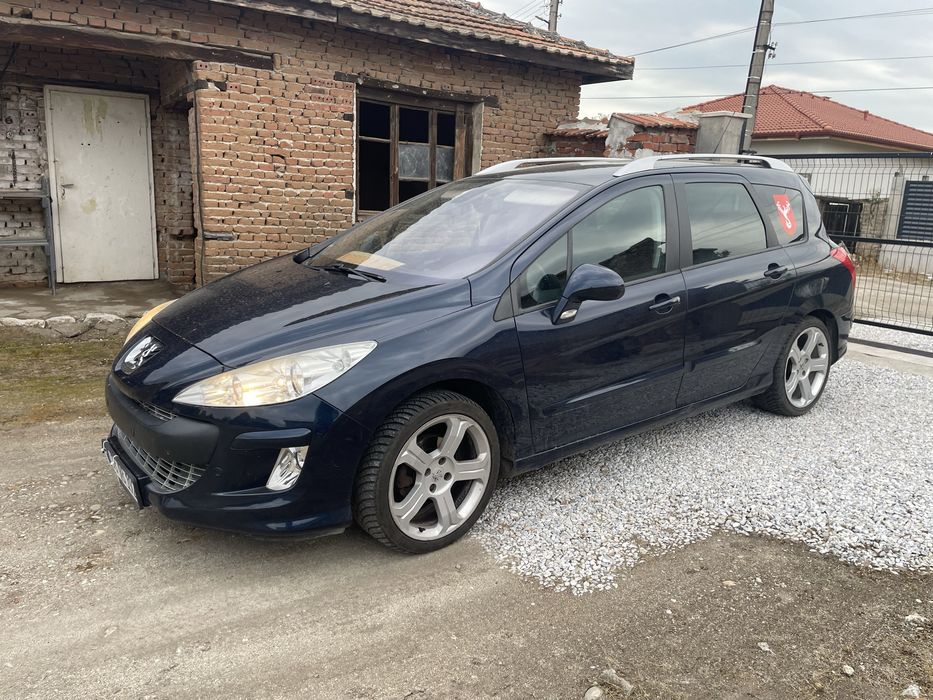 Peugeot 308 sv 2010 Дизел • Панорама