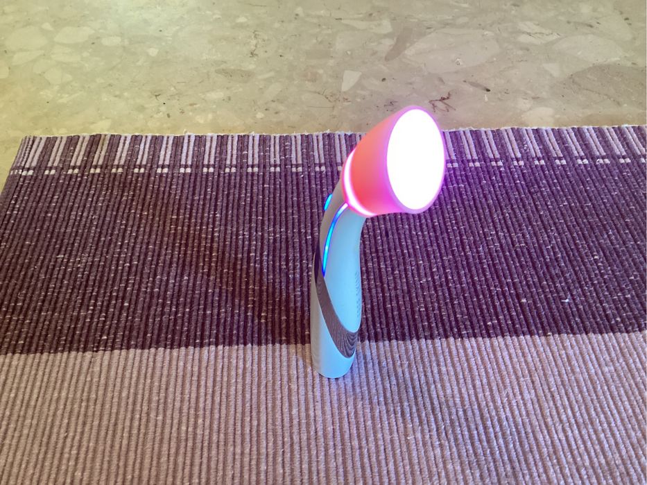 Talika устройство за фототерапия против акне