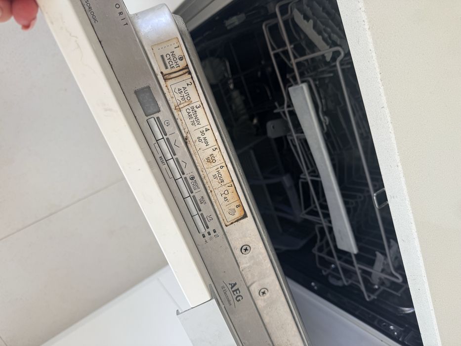 Съдомиална за вграждане AEG elektrolux Favorit 88020- за части
