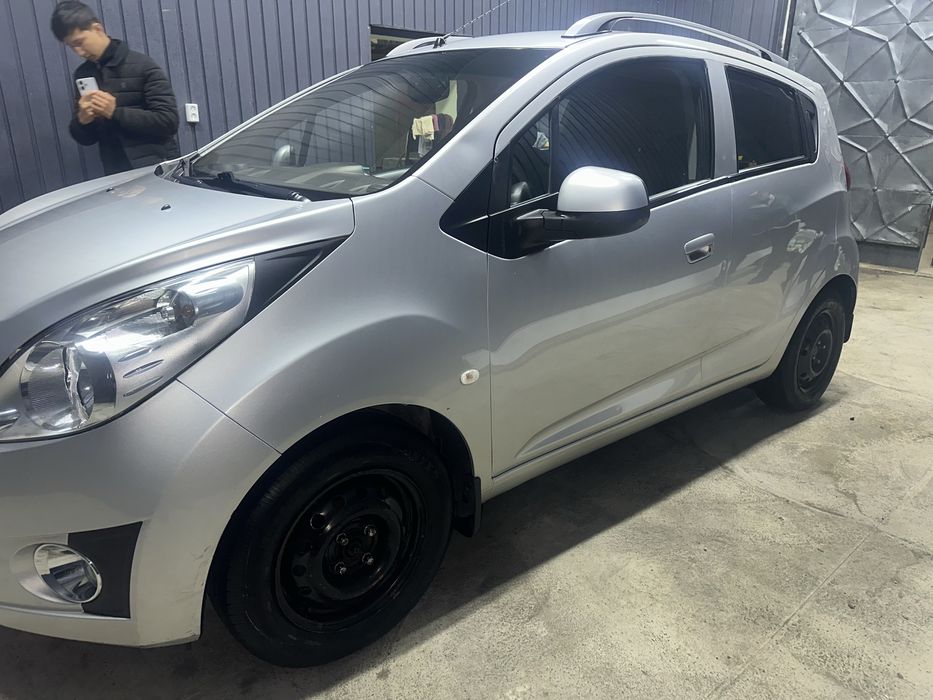 Спарк  год 2014  нархи 5600$